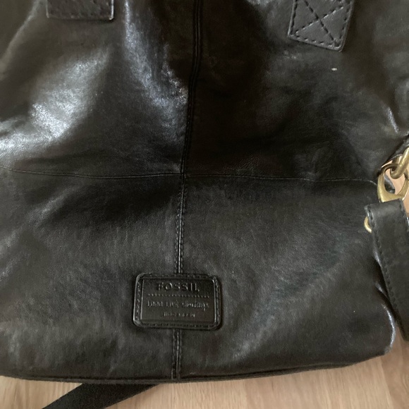 Fossil Leather Crossbody Purse - Picture 7 of 7
